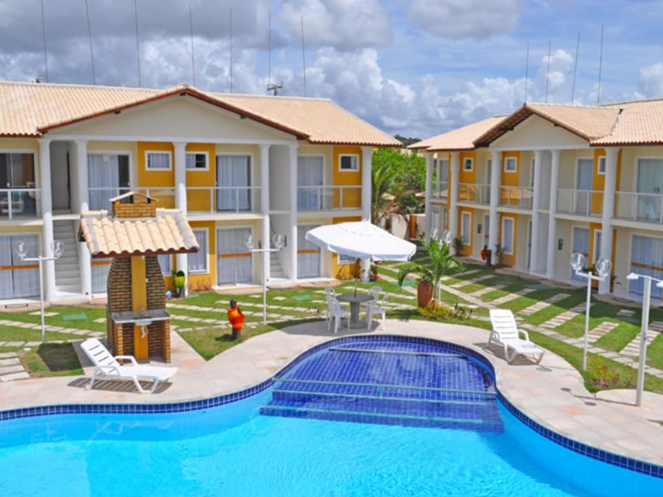 Property building, Day, Swimming pool