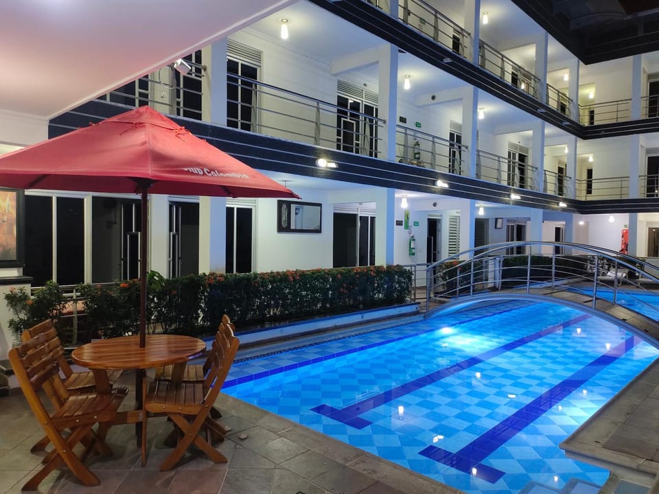 Swimming pool