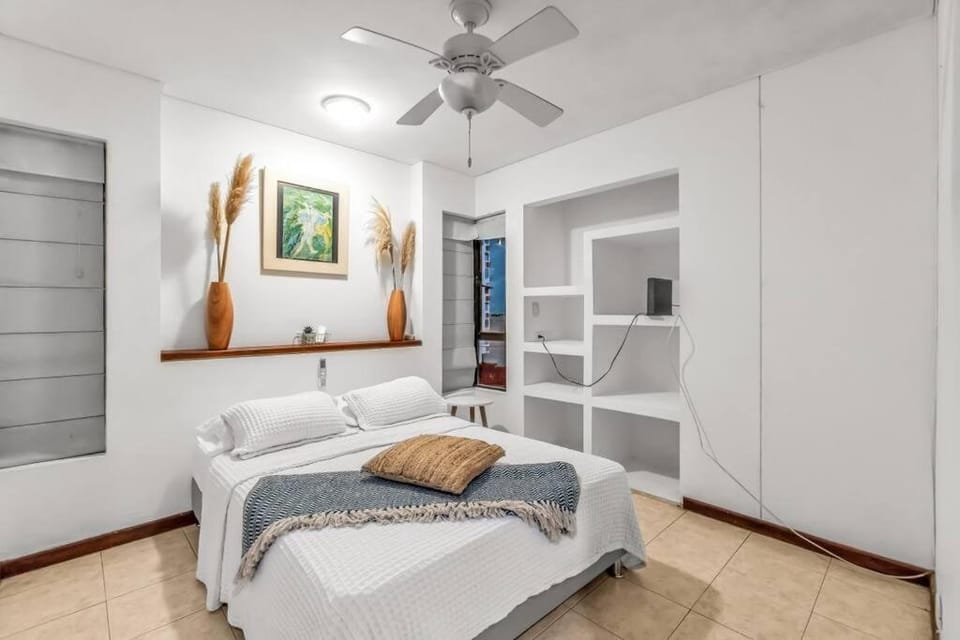 Beachside Escape 2BR with Pool Apartment in Cartagena