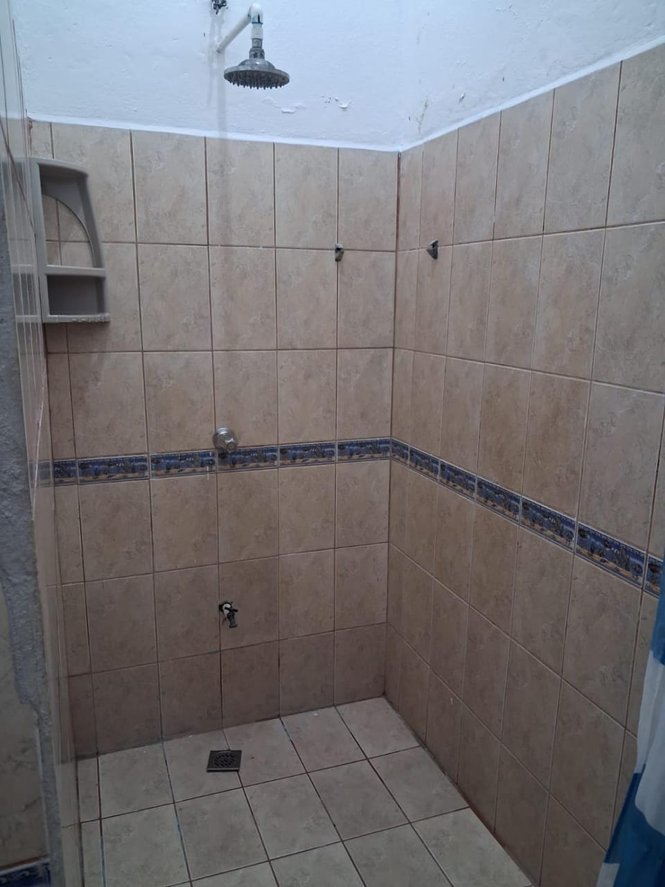 Natural Pacific Suites, private family rooms Apartment in Quepos