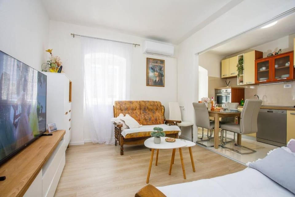 New Charming Apartment Ivana - centrally located Apartment in Split-Dalmatia County