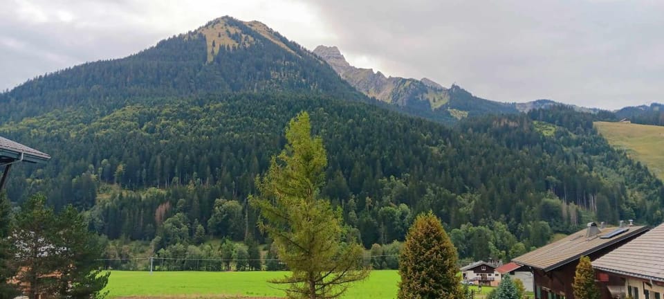 Nearby landmark, Natural landscape, Mountain view