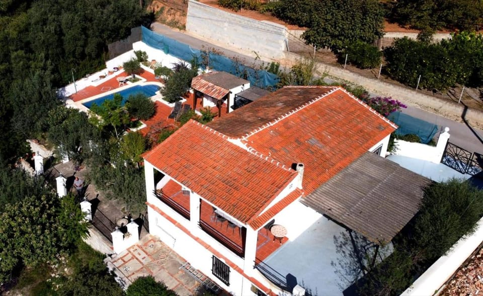 Property building, Bird's eye view