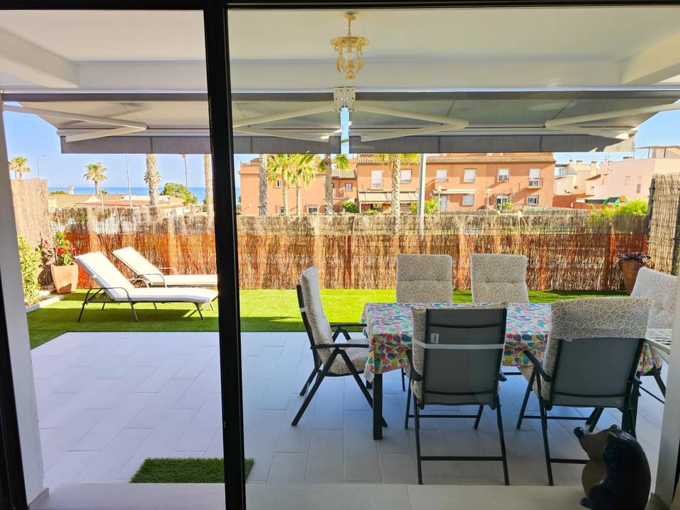 Patio, Off site, Day, View (from property/room), Balcony/Terrace, Seating area, sunbed