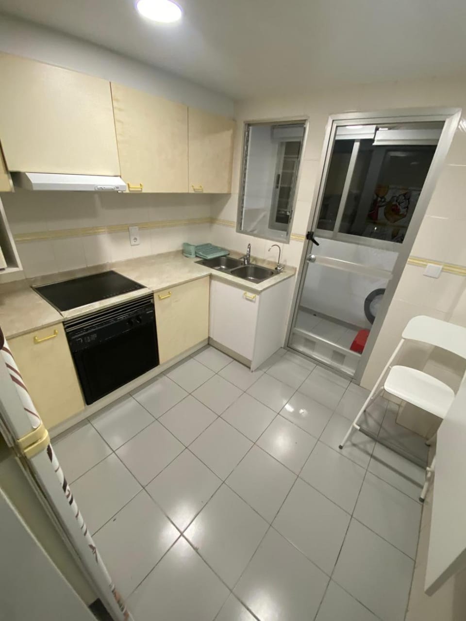 Kitchen or kitchenette, oven, stove