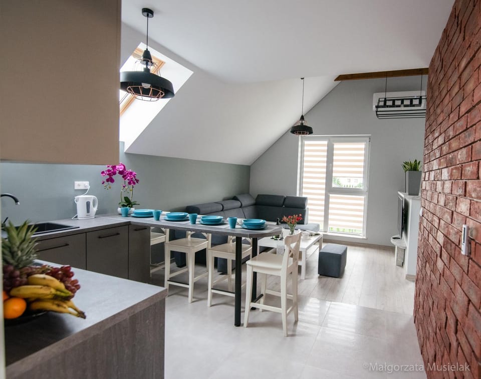 Coffee/tea facilities, Kitchen or kitchenette, Living room, Dining area, dishwasher