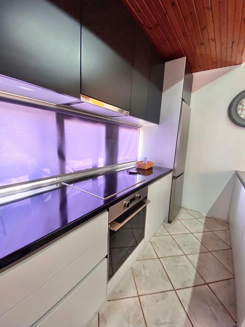 Property building, Kitchen or kitchenette, On site, young children, older children, Family, locker, pet friendly, stove