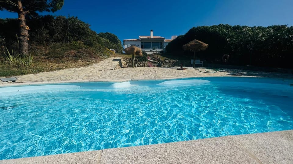 Lovely Beach House with Stunning View Villa in Setubal District