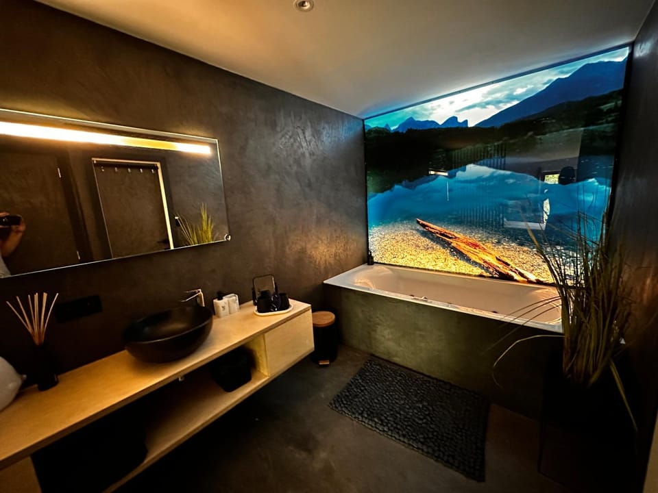 Hot Tub, Bathroom, Bath