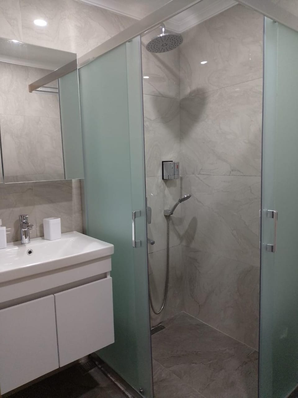 Shower, Bathroom