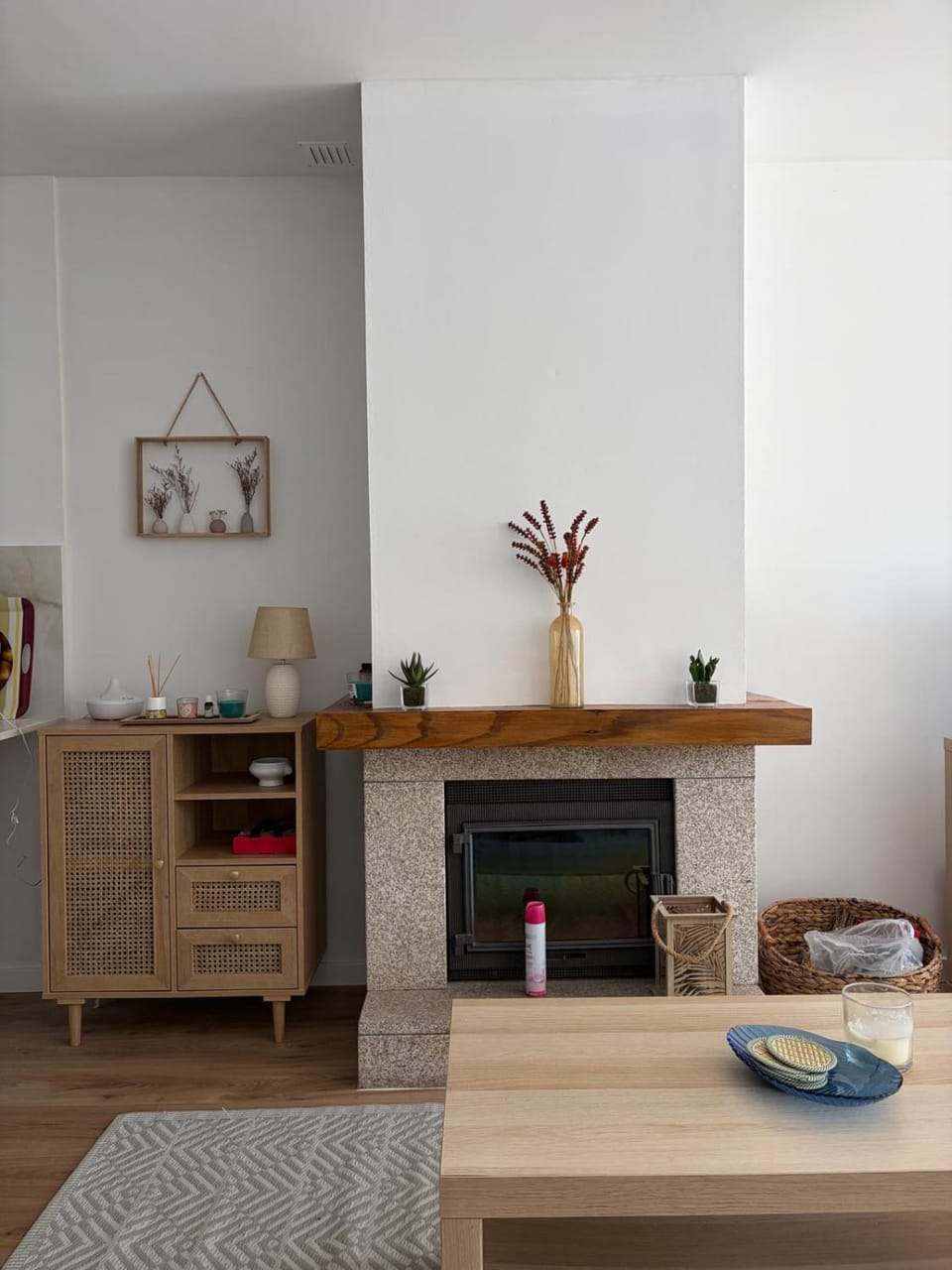 Living room, fireplace
