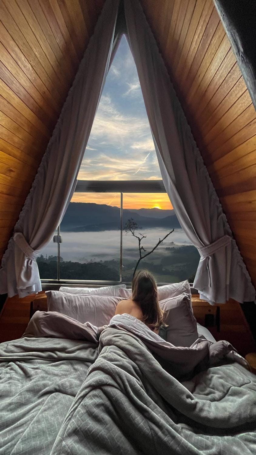 Natural landscape, Bedroom, Mountain view, Sunrise