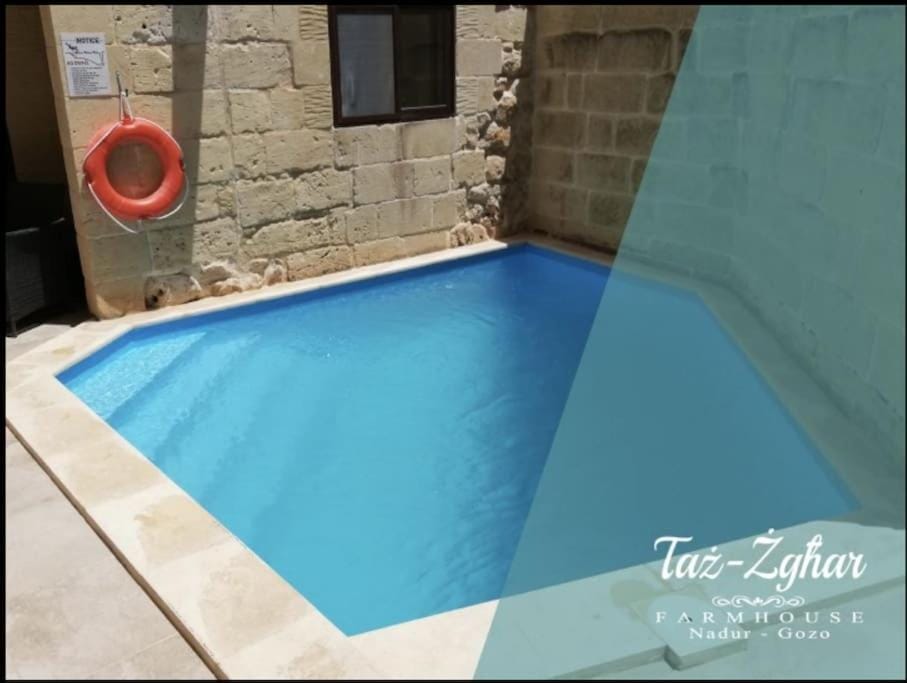18, Taz-Zghar Farmhouse Villa in Malta