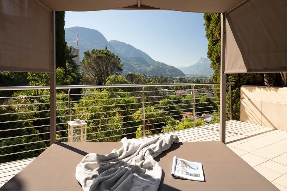 Natural landscape, View (from property/room), Balcony/Terrace, Mountain view