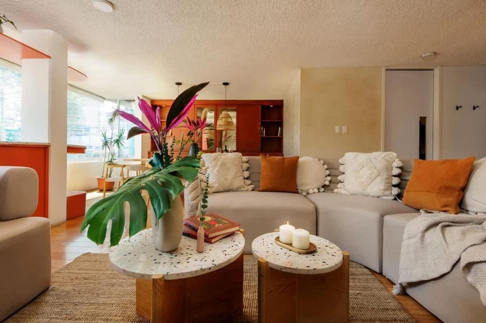 Amazing TERRAZO place, 8 guest!! 4 beds House in Mexico City