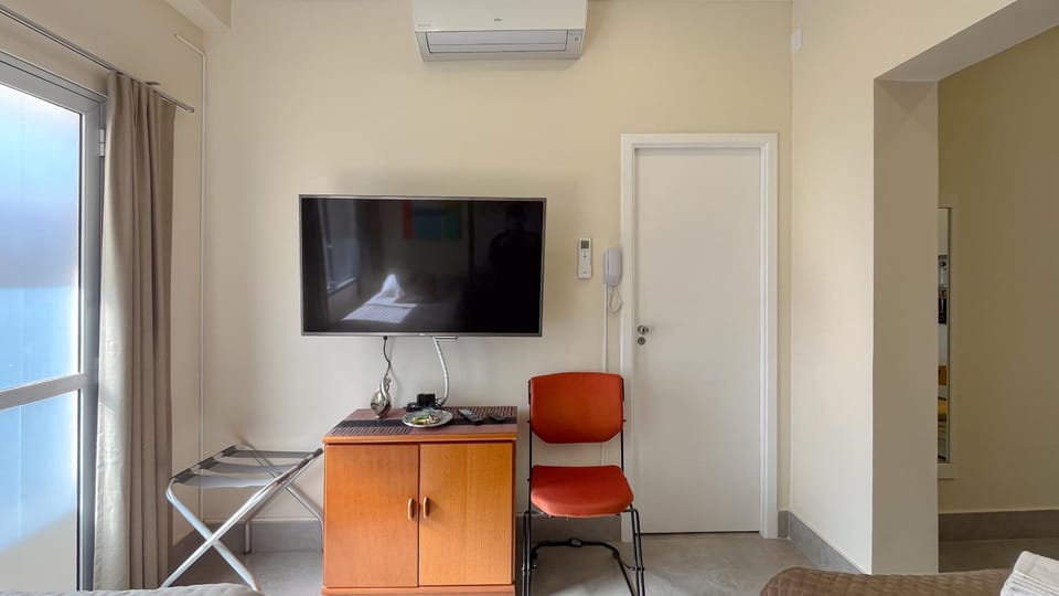 Apart Hotel Bena Flamboyant ap 2 - próx Shopping Iguatemi Apartment in Campinas