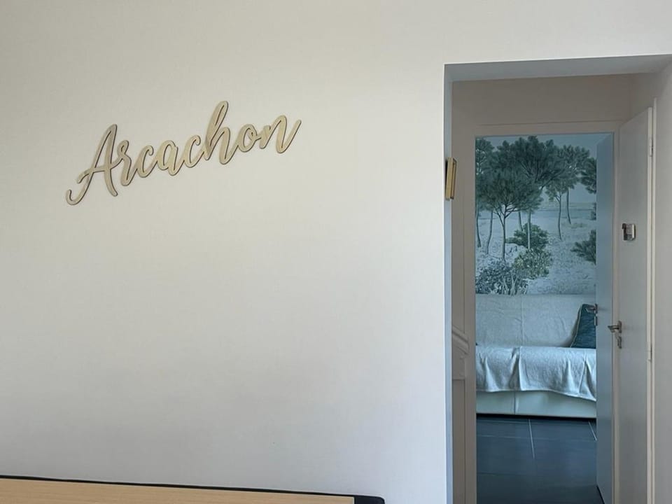Triplex calme avec terrasse, climatisation, proche plage et commerces à Arcachon - FR-1-474-249 Apartment in Arcachon
