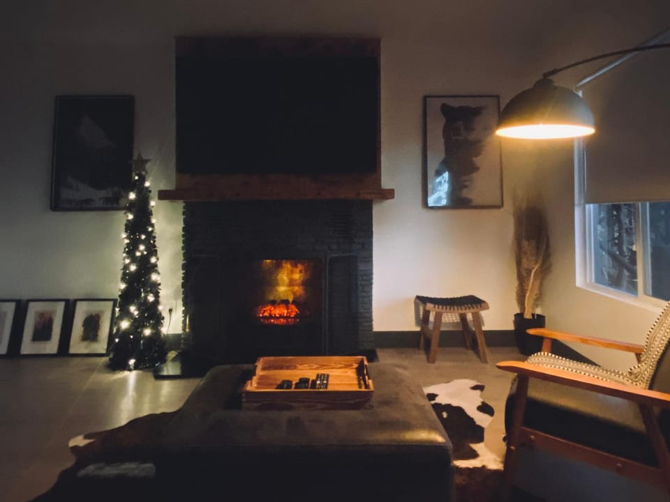 Living room, Seating area, flat iron