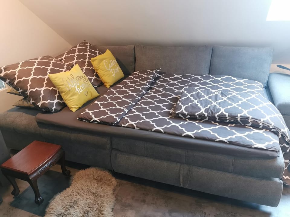 Living room, Bedroom