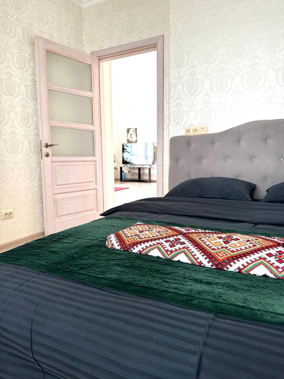 Apartments with Dnipro view Apartment in Kiev City - Kyiv