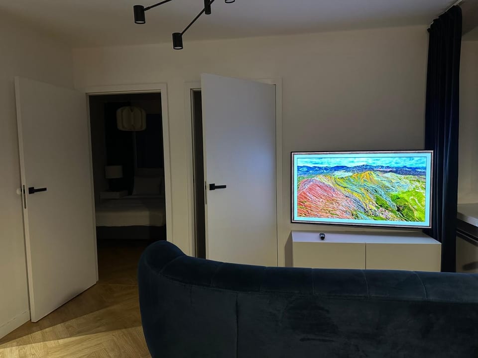 TV and multimedia, Living room