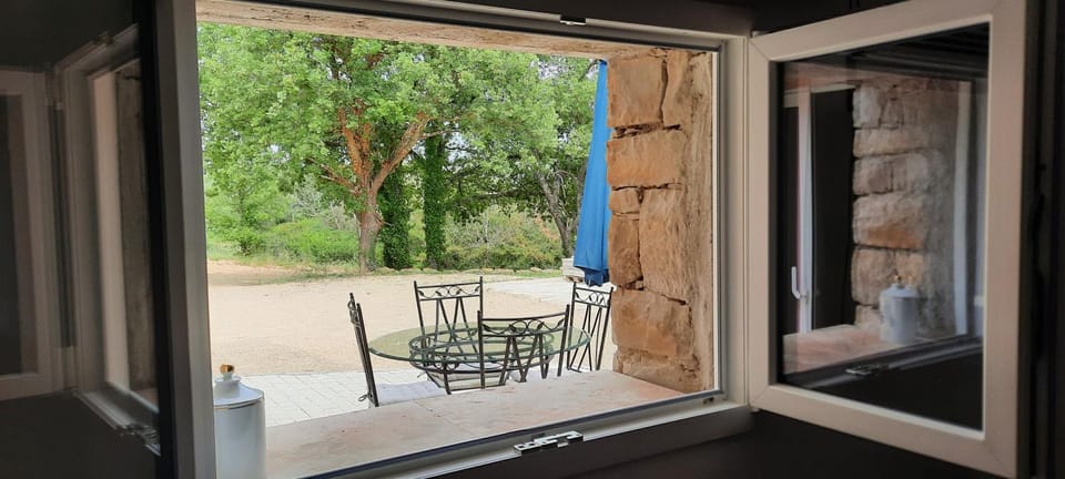 Patio, Garden, Dining area, Garden view