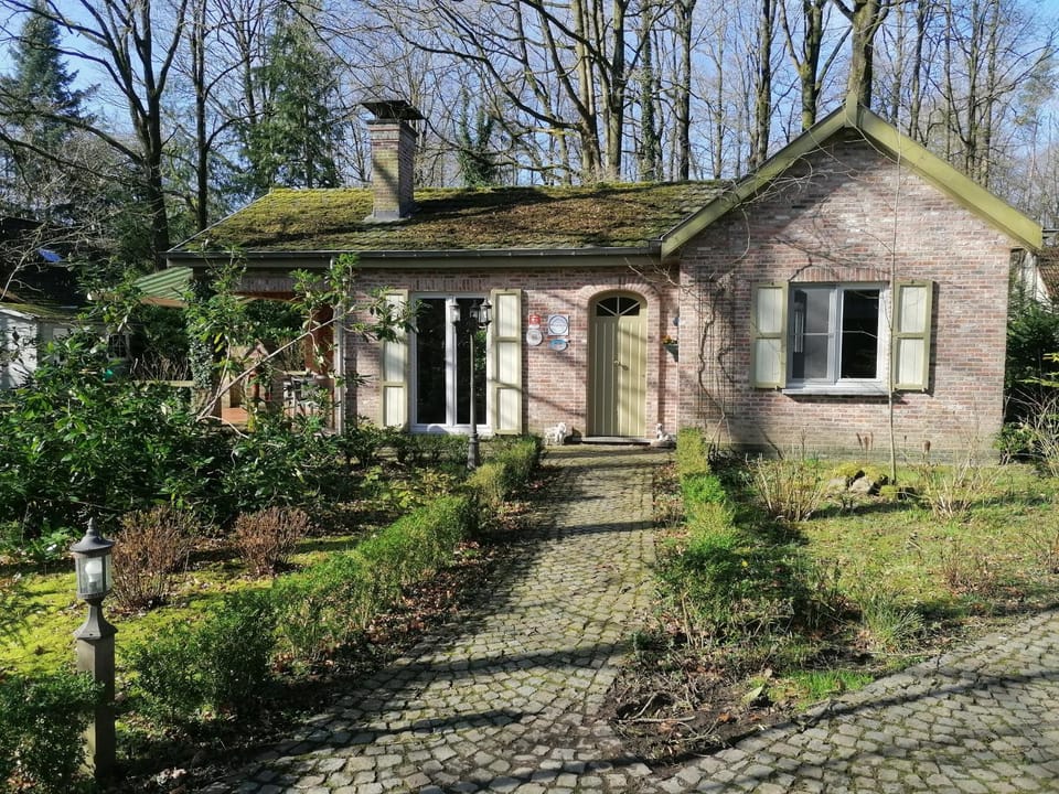 Rainbow Lodge House in Flanders
