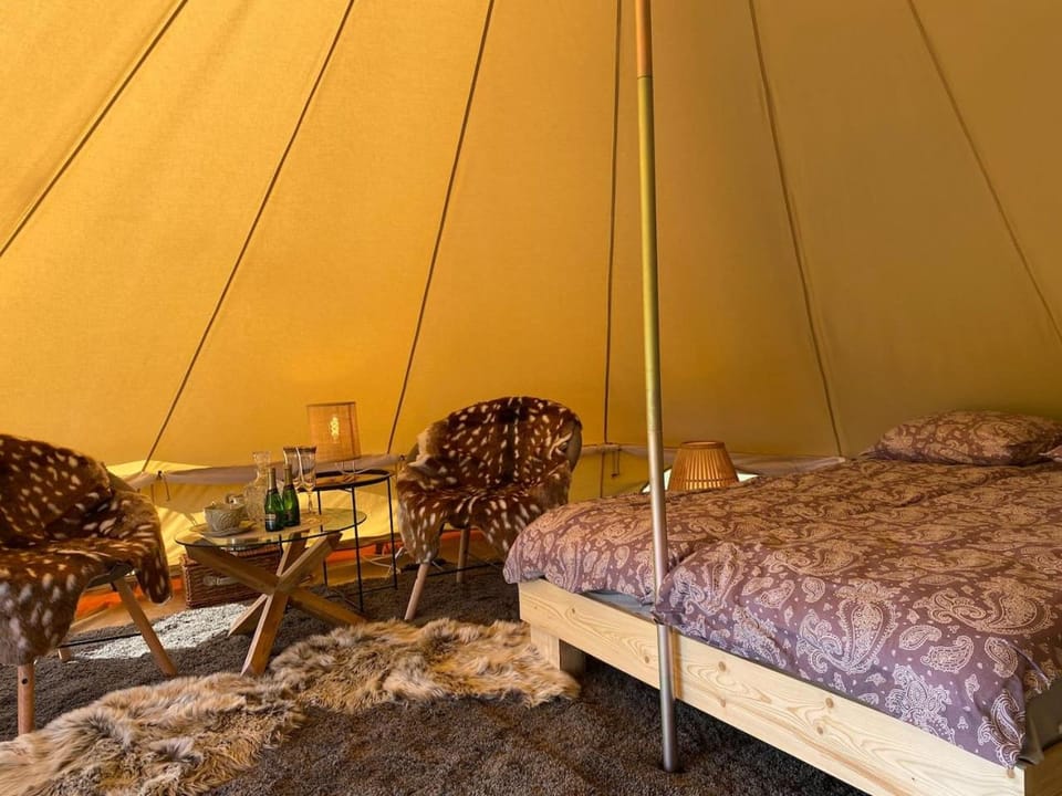 Karula Stay - Romantic Glamping I at Karula National Park, Hot tub optional Luxury tent in Estonia