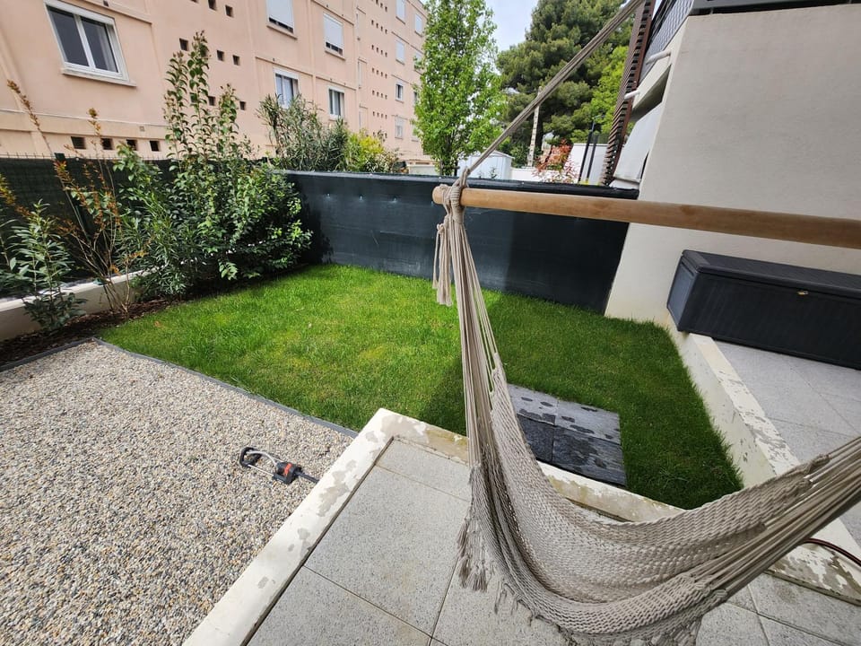 Garden, Garden view