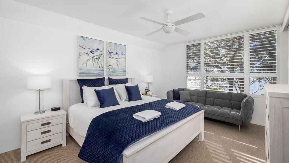 Belvedere Bayfront Apartment in Nelson Bay