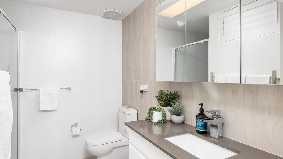 Belvedere Bayfront Apartment in Nelson Bay