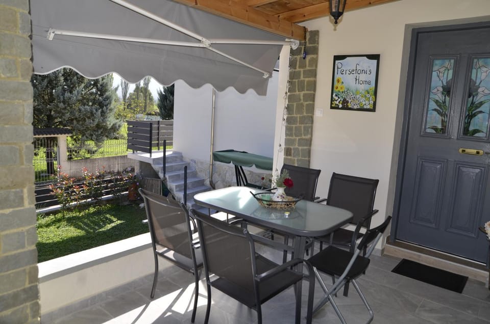 Garden, Balcony/Terrace