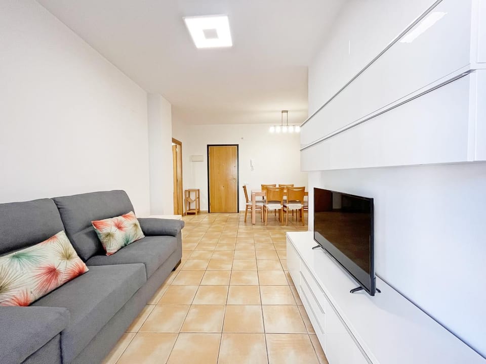 Communal lounge/ TV room, Living room