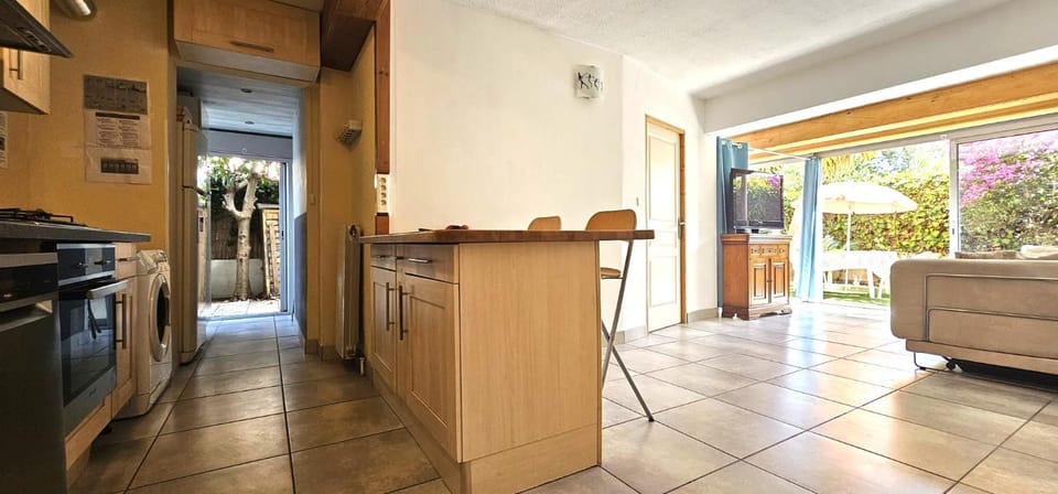 Grand T2 60M² /Jardin 50M² plein sud /Mer à pieds Apartment in La Seyne-sur-Mer