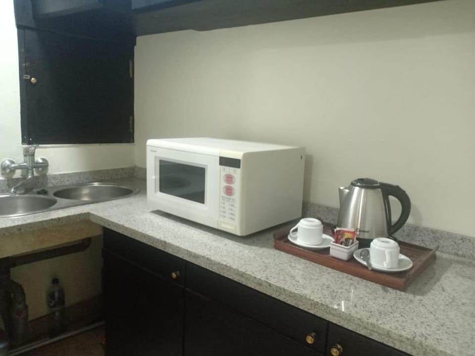 Coffee/tea facilities, Kitchen or kitchenette, minibar