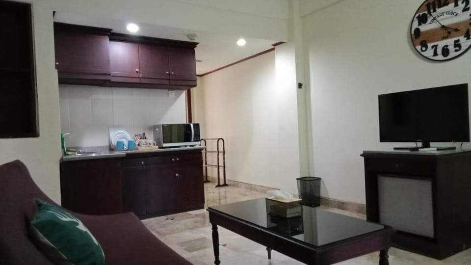 TV and multimedia, hair dresser, minibar