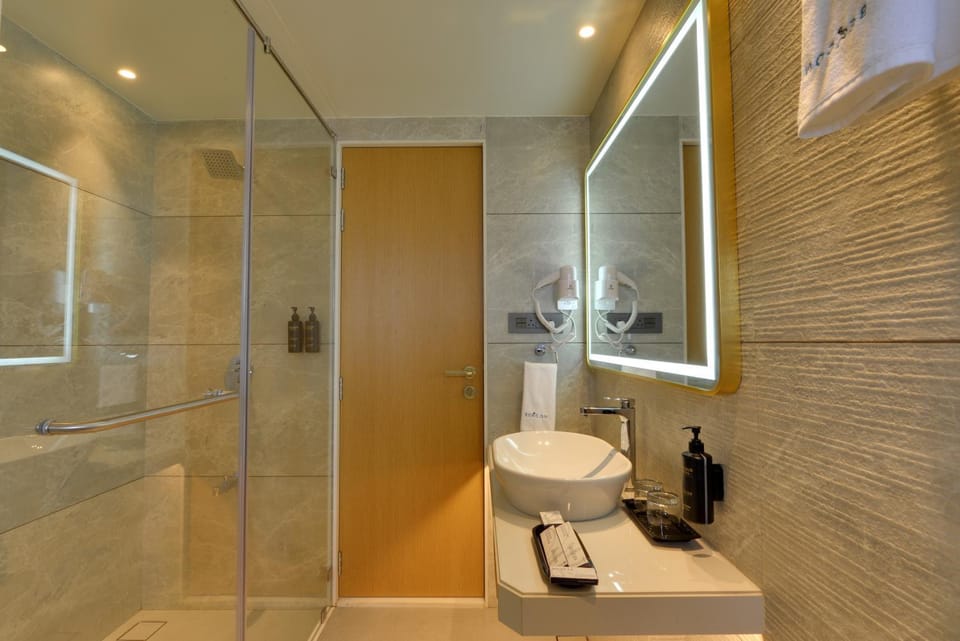 Galaxy Beacon Hotel, Santacruz ,Mumbai Hotel in Mumbai