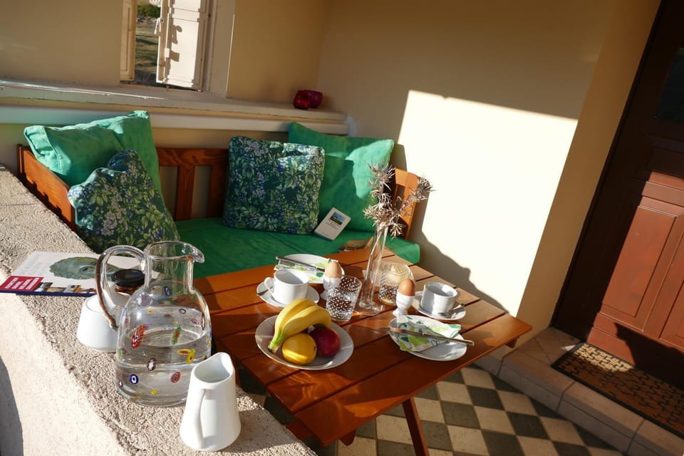 Garden, Balcony/Terrace