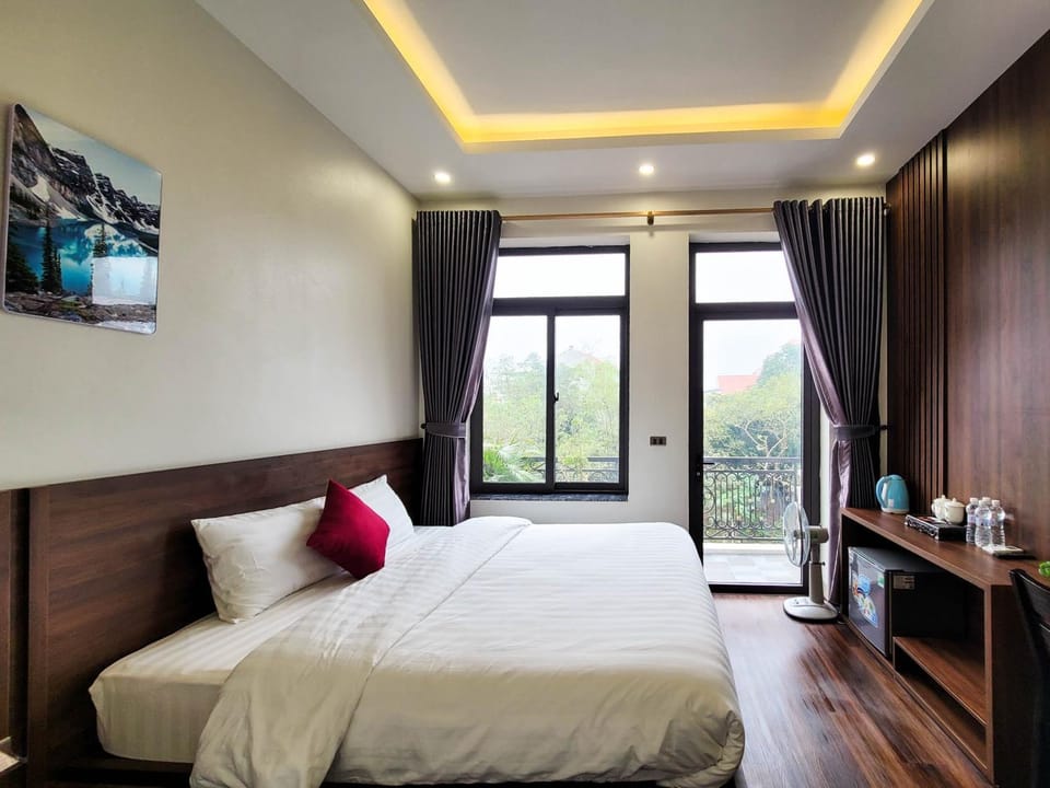 TV and multimedia, Photo of the whole room, Bedroom