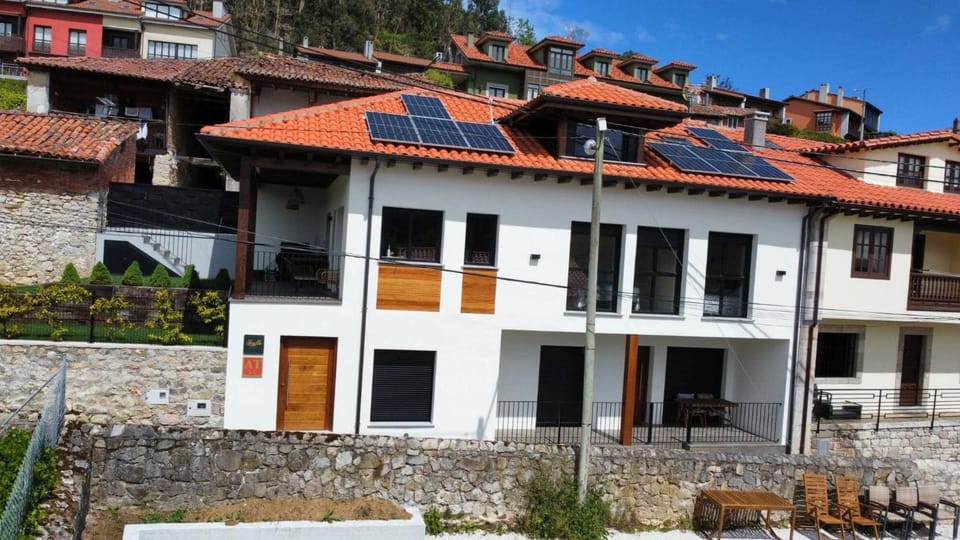 NUEVO Loylla Niembro a 500 m de la playa House in Cantabria