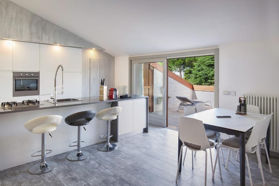 Balcony/Terrace, kitchen