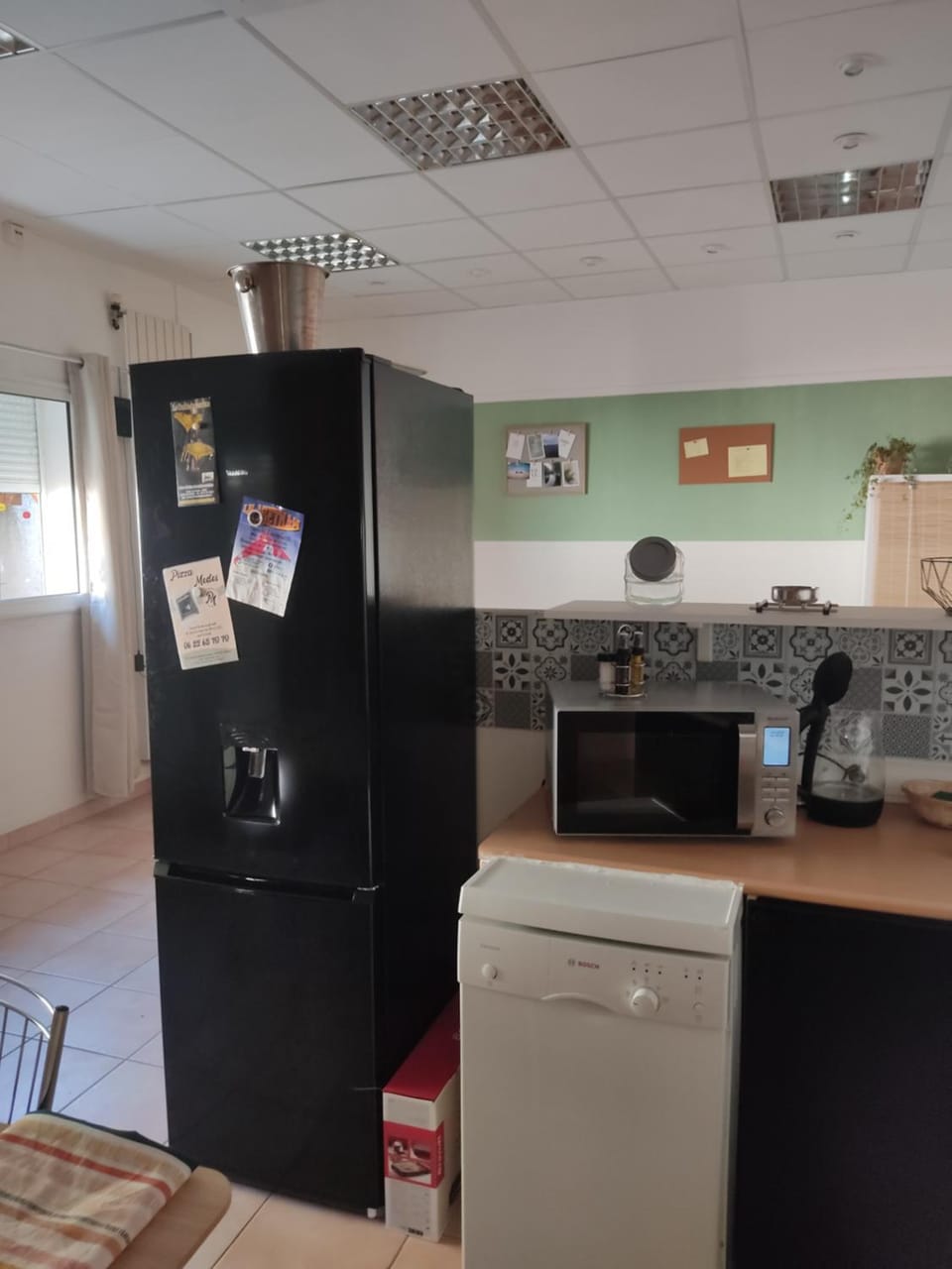 Kitchen or kitchenette