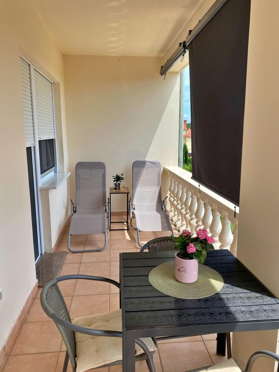 Balcony/Terrace, Balcony/Terrace