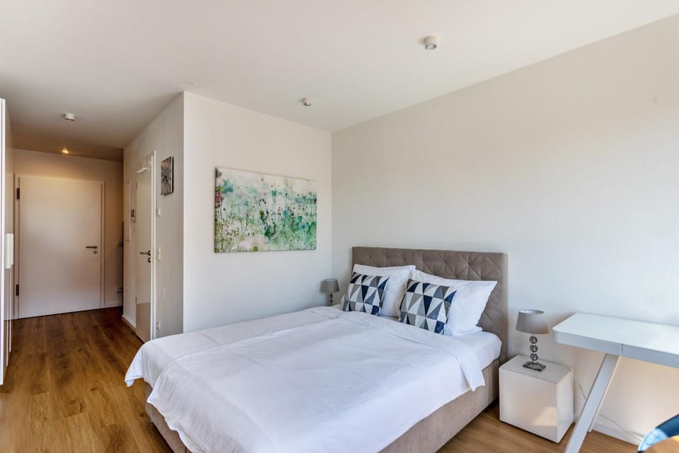 Living room, Bedroom