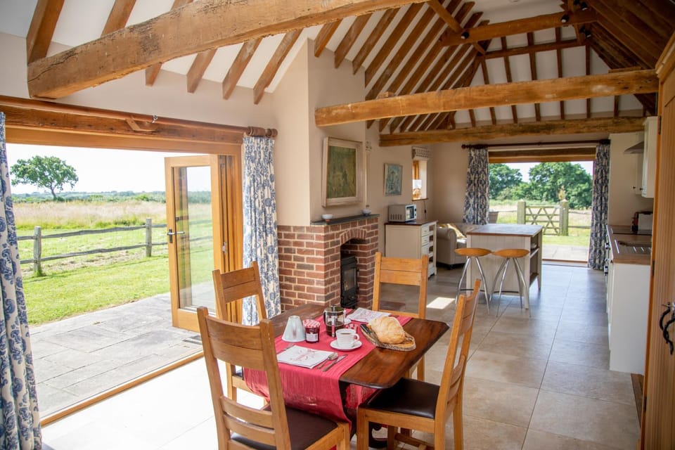 The Cowshed Apartment in Rother District