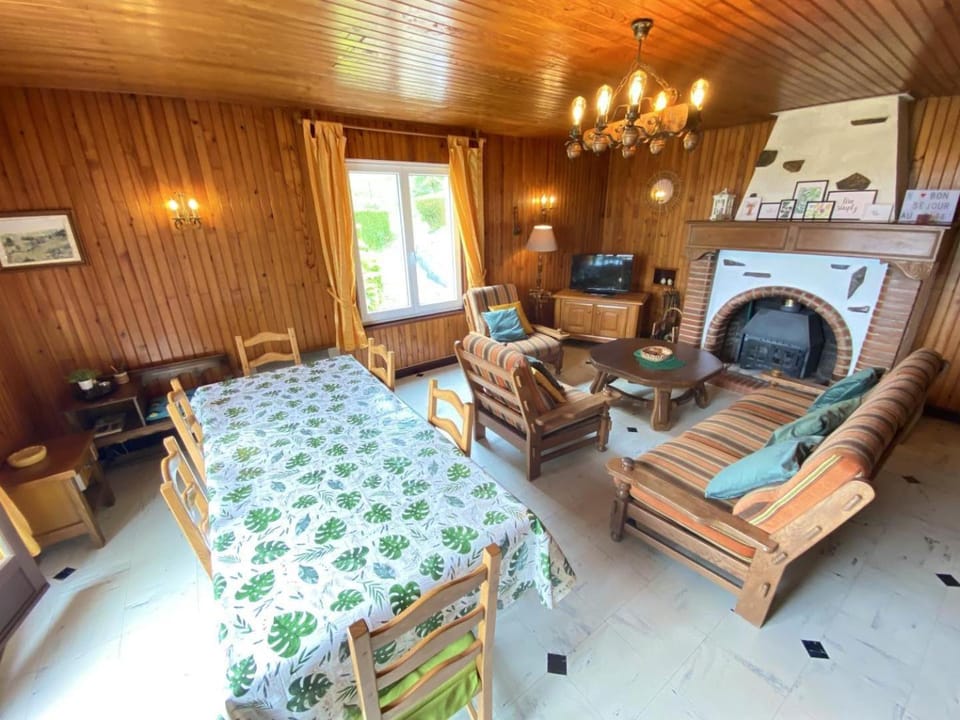 Le champ godeau House in Grand Est