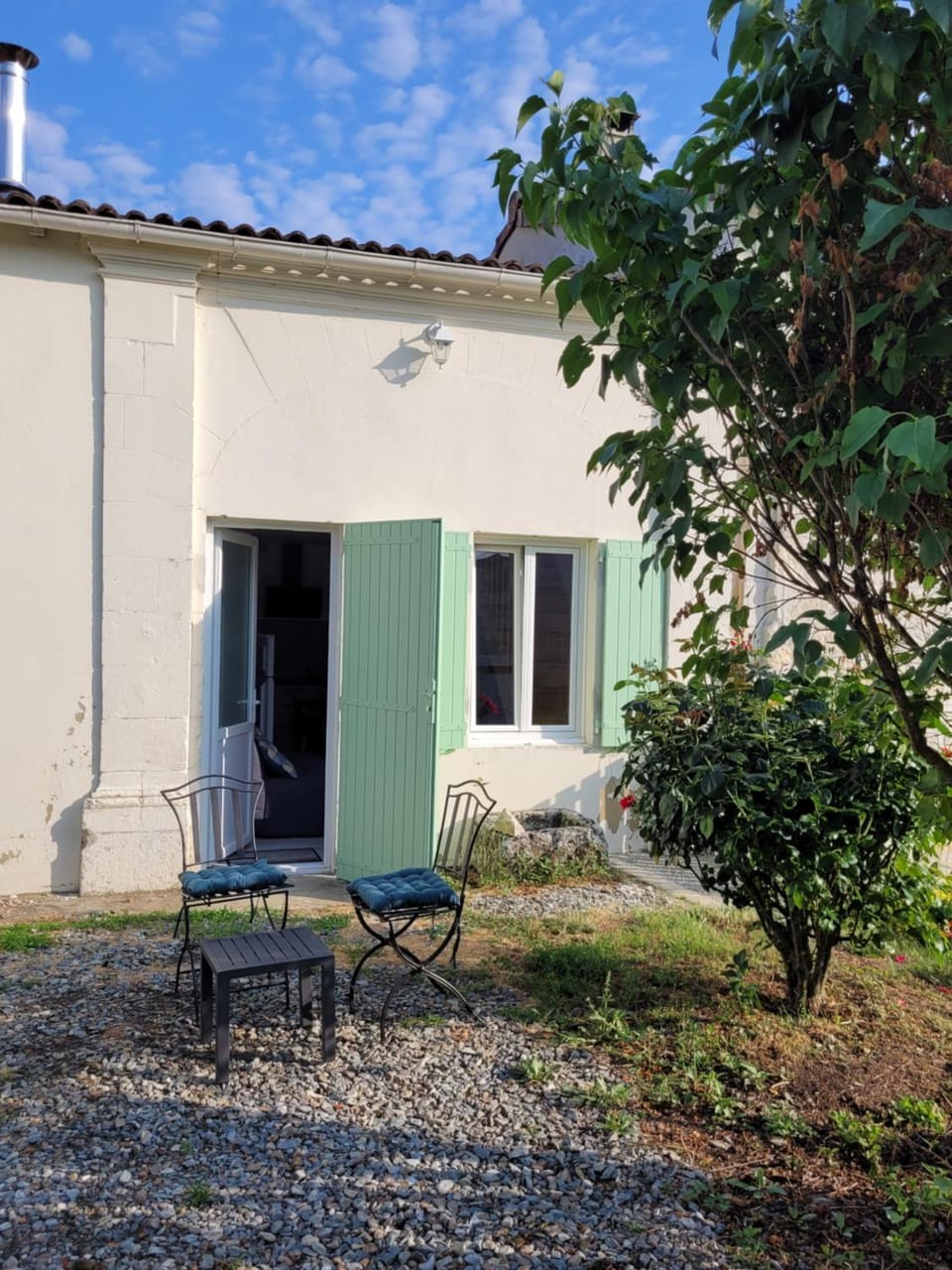 Property building, Garden