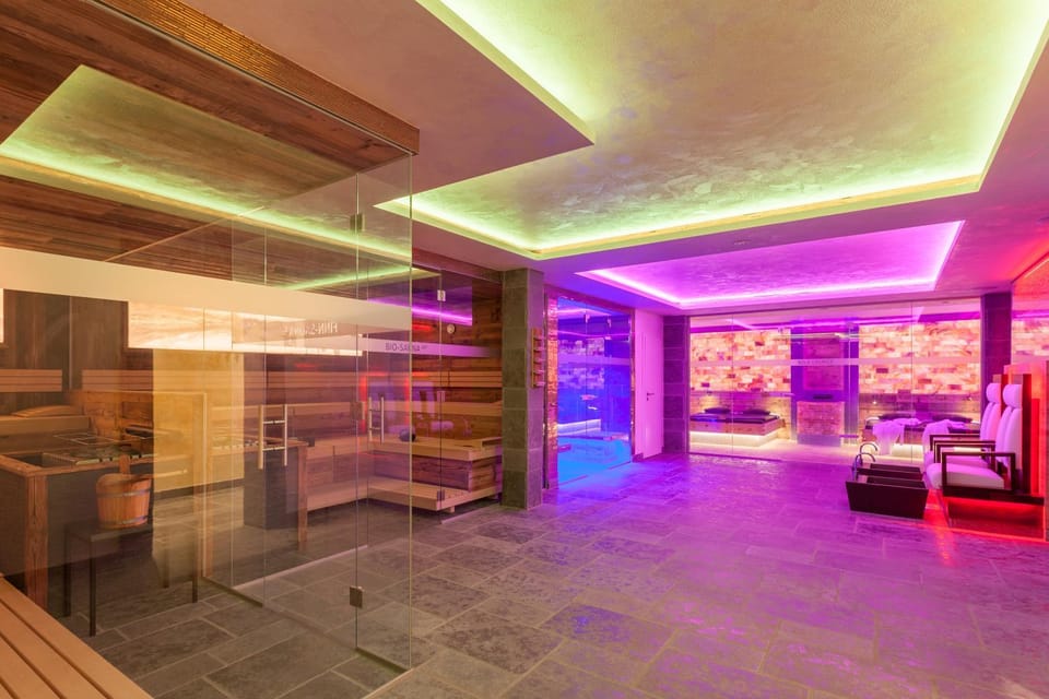 Sauna, Spa and wellness centre/facilities