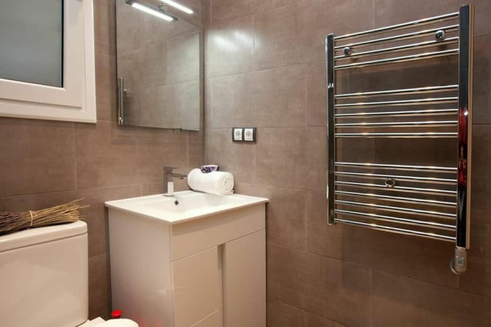 Bed&BCN Enamorats Apartment in Barcelona