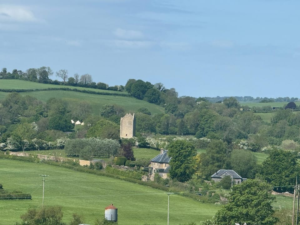 2 Guests Studio - Free Parking - Stunning Views Apartment in Bruton